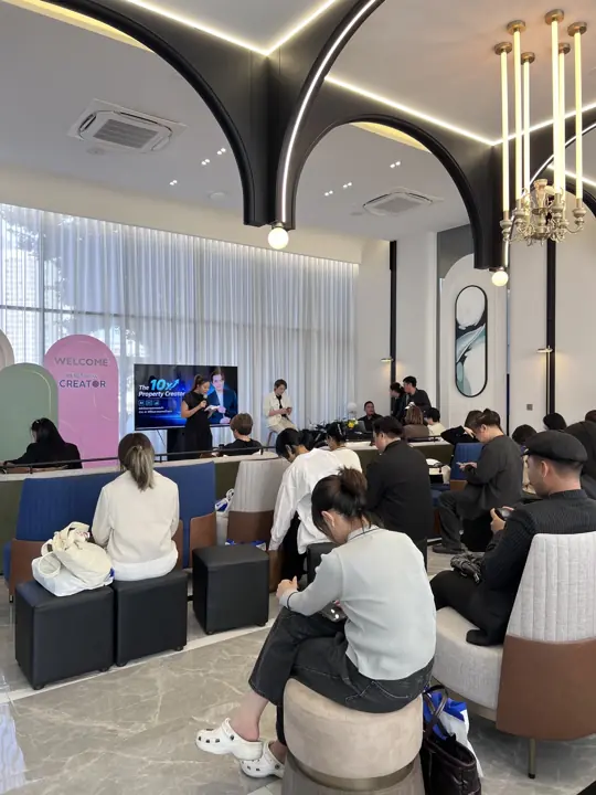 ภาพหัวข้อและบรรยากาศ The 10X Property Creator · AssetWise Creator